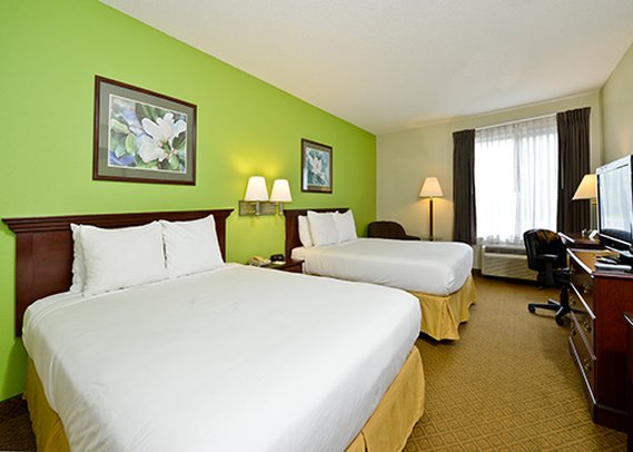 Quality Inn - Warsaw, NC