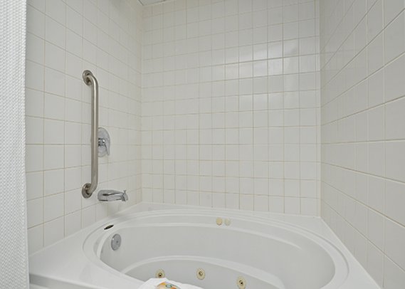 Quality Inn - Warsaw, NC