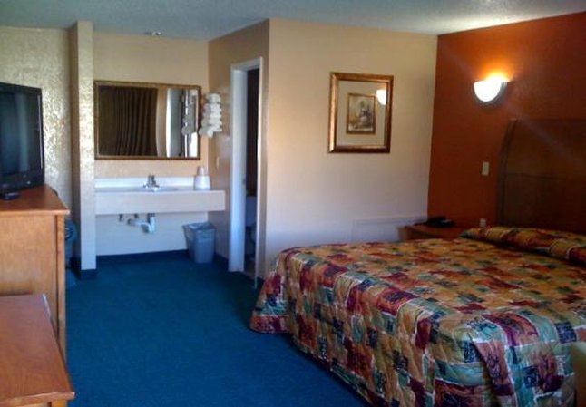 Express Inn - Groesbeck, TX