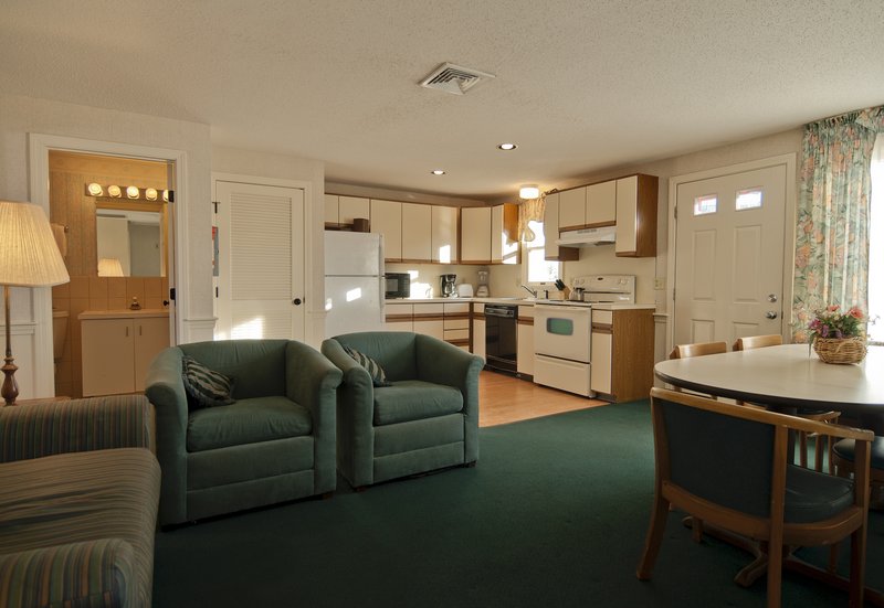 Red Jacket Beach Resort - South Yarmouth, MA