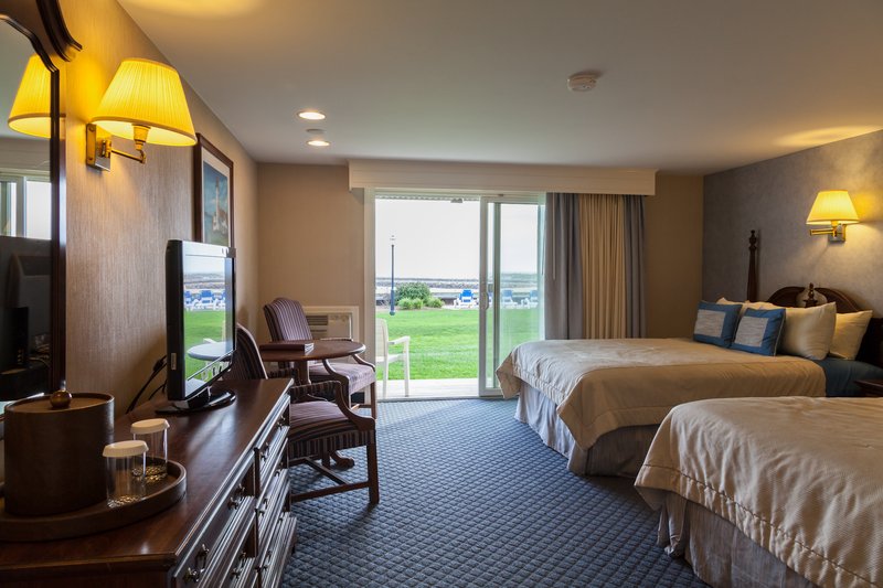 Red Jacket Beach Resort - South Yarmouth, MA