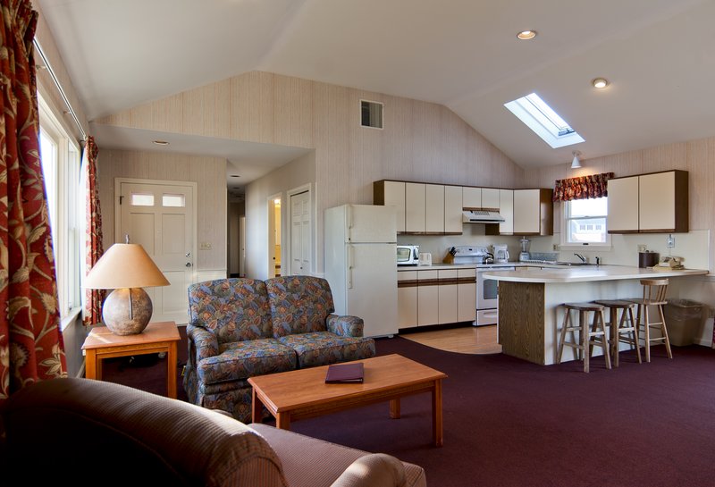 Red Jacket Beach Resort - South Yarmouth, MA