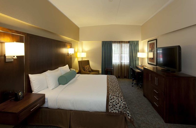 Doubletree By Hilton Hotel Cape Cod-Hyannis - Hyannis, MA
