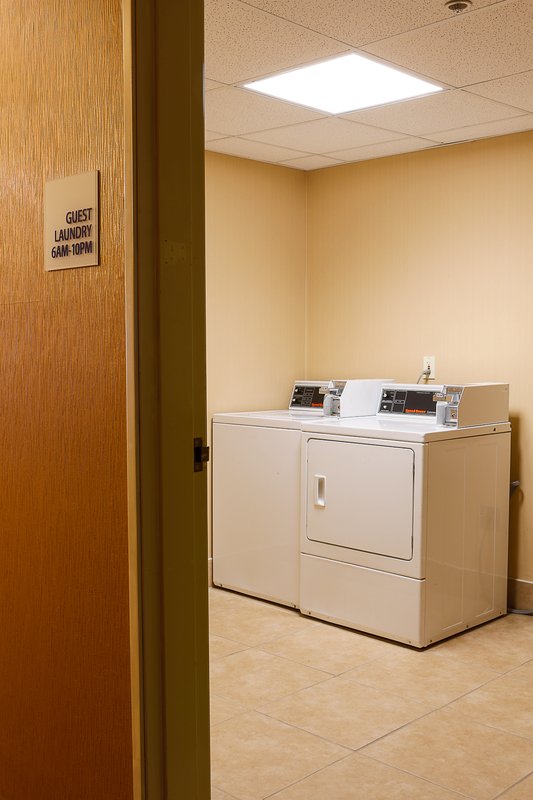 Holiday Inn Express Oakdale - Oakdale, CA