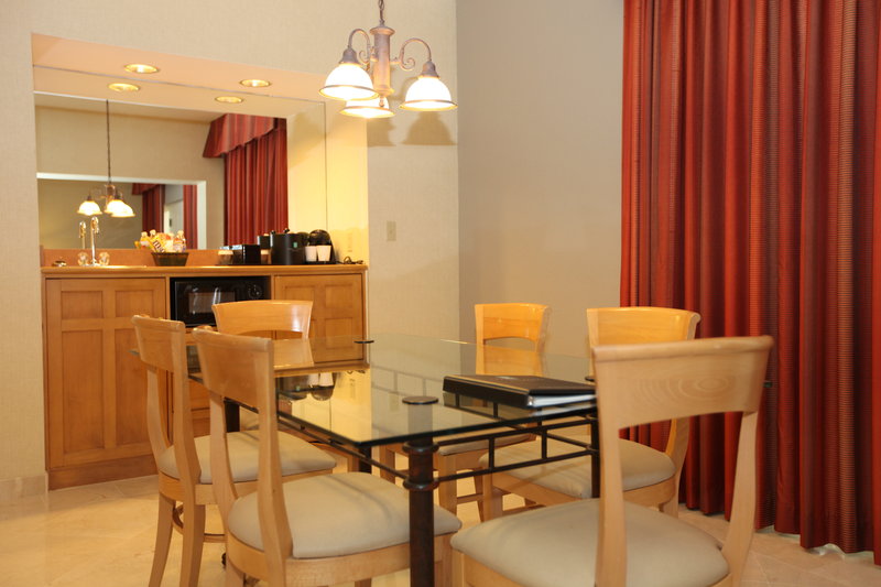 Doubletree Suites By Hilton Hotel McAllen - McAllen, TX