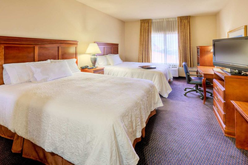 Hampton Inn & Suites Palmdale - Palmdale, CA