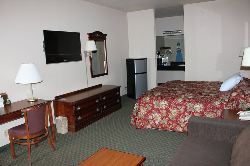Lone Star Inn & Suites - Victoria, TX