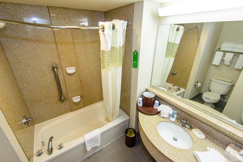 Hampton Inn Houston-Pearland - Pearland, TX