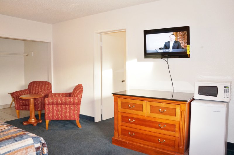 Classic Inn - Red Bluff, CA