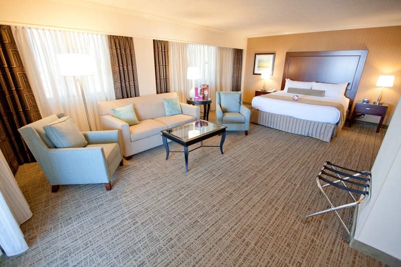 Crowne Plaza ST. LOUIS AIRPORT - Bridgeton, MO