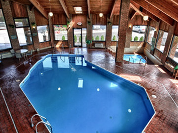 Christopher Inn & Suites - Chillicothe, OH