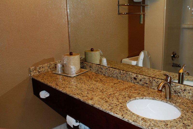 Northfield Inn Suites & Conference Center - Springfield, IL