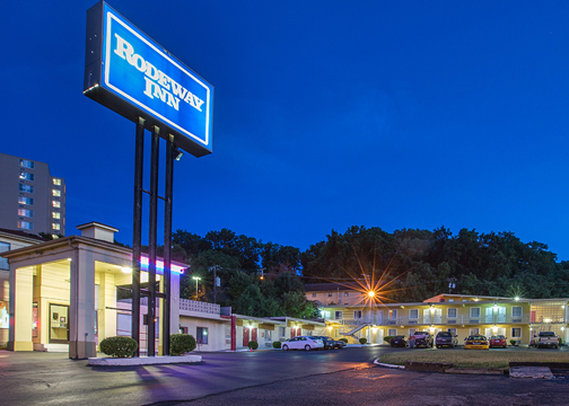 Rodeway Inn Near Nashville Airport - Nashville, TN