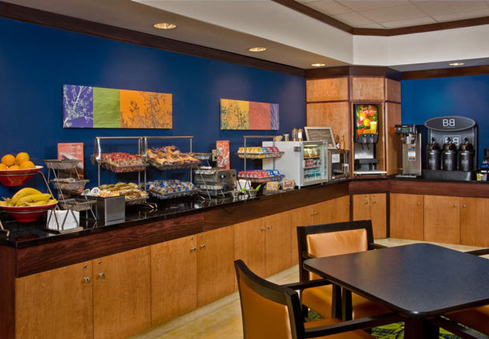 Fairfield Inn-Hartford Airport - Windsor Locks, CT