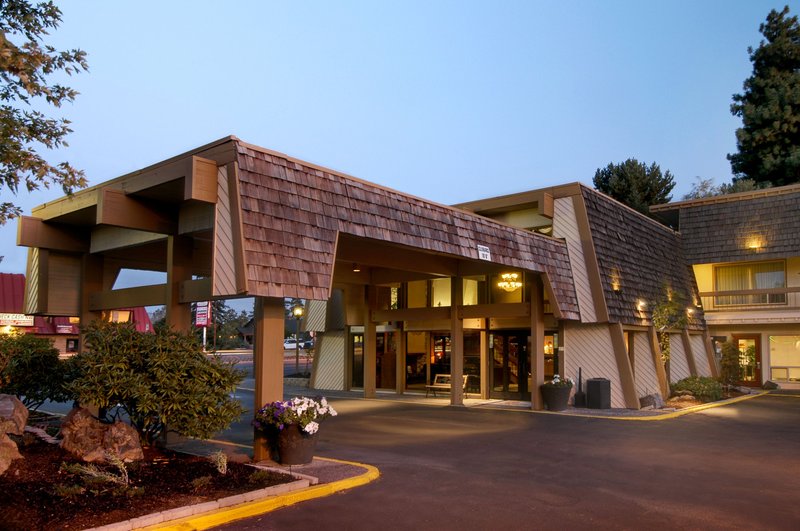 Red Lion Inn Bend North - Bend, OR