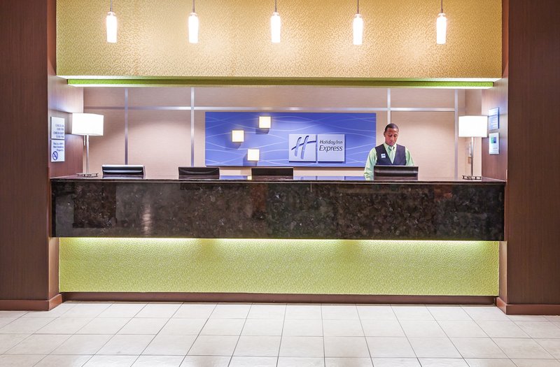 Holiday Inn Express LITTLE ROCK-AIRPORT - Little Rock, AR