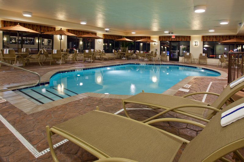 Holiday Inn Express MEADVILLE (I-79 EXIT 147A) - Springboro, PA