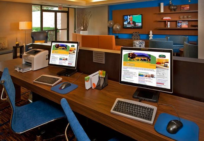 Courtyard By Marriott Tampa Oldsmar - Oldsmar, FL