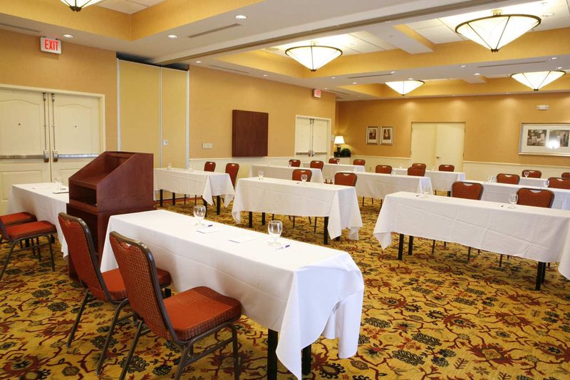 Hilton Garden Inn Roanoke Rapids - Roanoke Rapids, NC