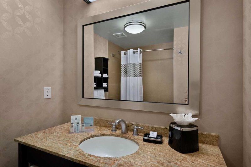 Hampton Inn & Suites Tampa Northwest/Oldsmar - Oldsmar, FL