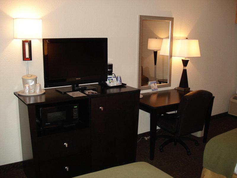 Holiday Inn Express Harlingen - Harlingen, TX