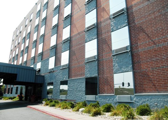 Best Western Plus Wendover Inn - Wendover, UT