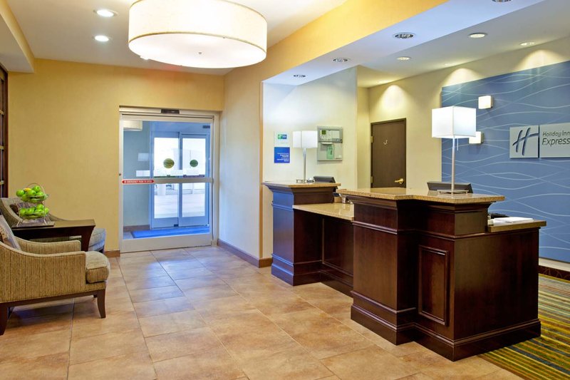 Holiday Inn Express CHARLESTON-KANAWHA CITY - Charleston, WV