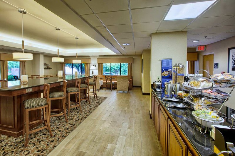 Hampton Inn - Garner, NC