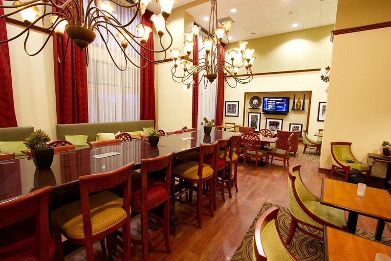 Hampton Inn & Suites Tomball - Tomball, TX
