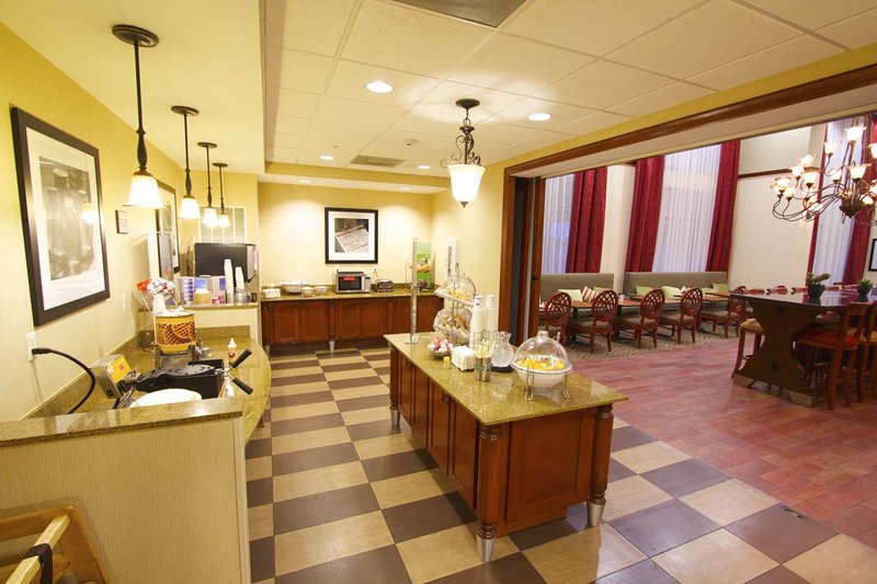 Hampton Inn & Suites Tomball - Tomball, TX