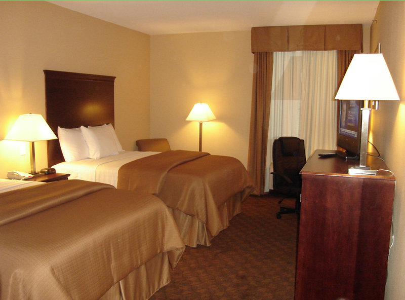 La Quinta Inn & Suites Corsicana - Corsicana, TX