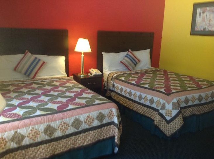 Holly Motel - Vincentown, NJ