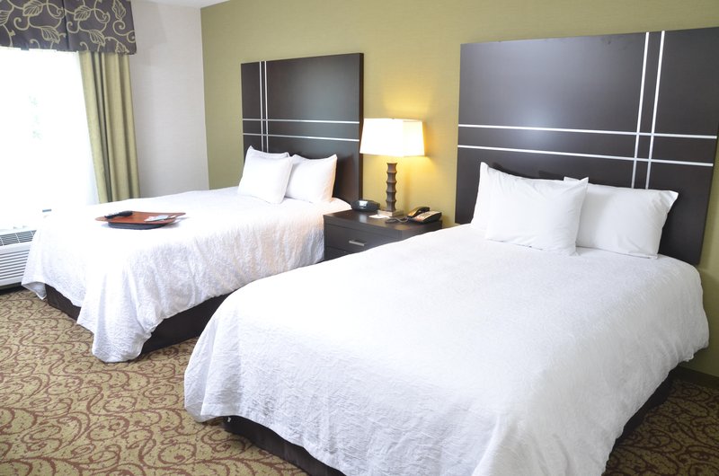 Hampton Inn-Sharon - West Middlesex, PA