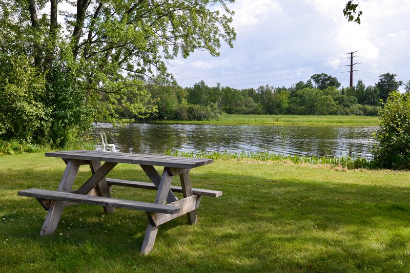 Americas Best Value Inn - Rhinelander, WI