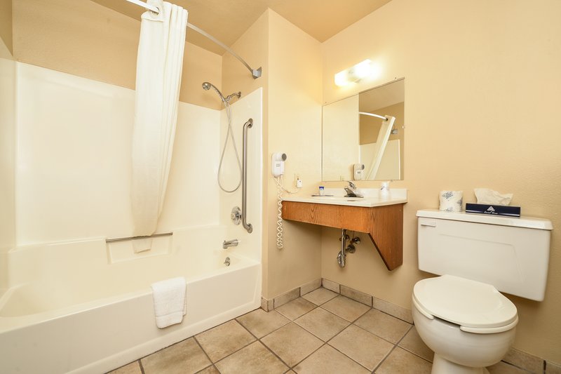 Americas Best Value Inn - Rhinelander, WI