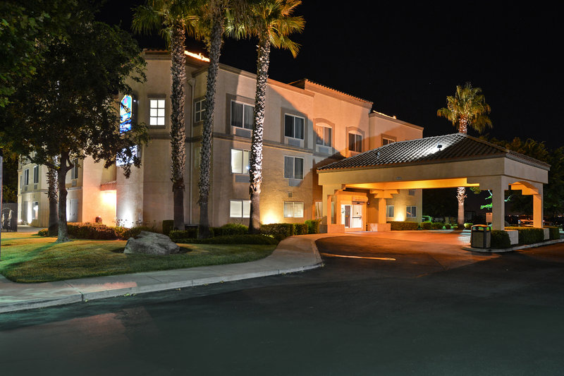 Best Western Plus-Villa Del - Patterson, CA