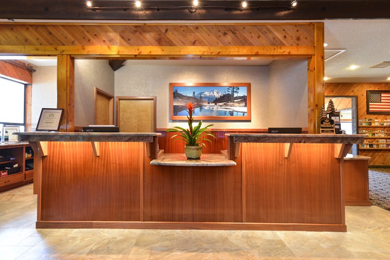 Best Western Plus Tree House - Mount Shasta, CA
