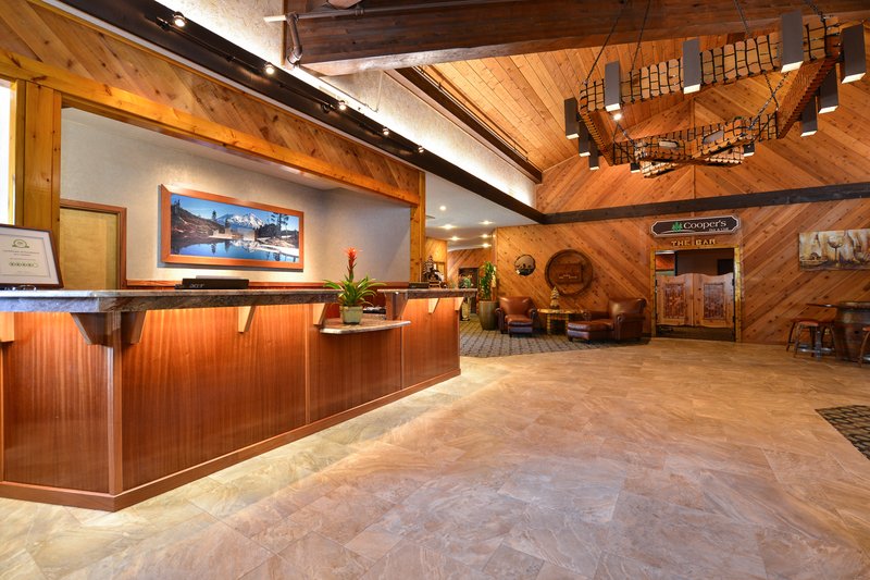 Best Western Plus Tree House - Mount Shasta, CA