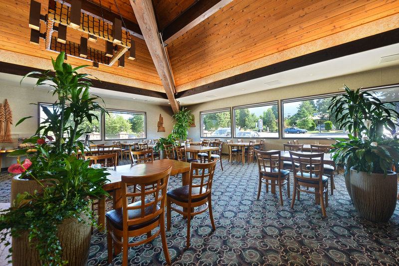 Best Western Plus Tree House - Mount Shasta, CA