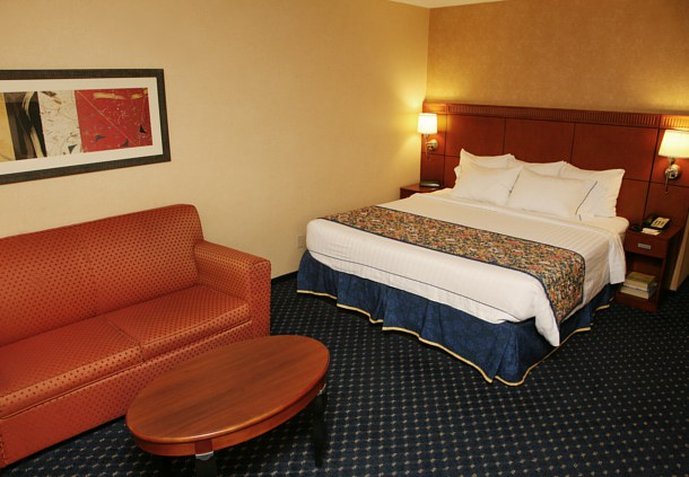 Courtyard By Marriott Columbus West - Columbus, OH