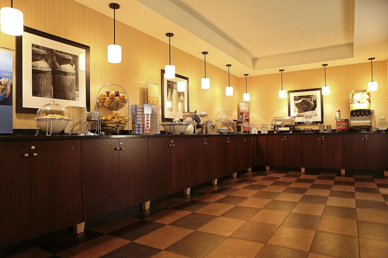 Hampton Inn Eau Claire 0 Reviews 2622 Craig Rd, Eau Claire, WI