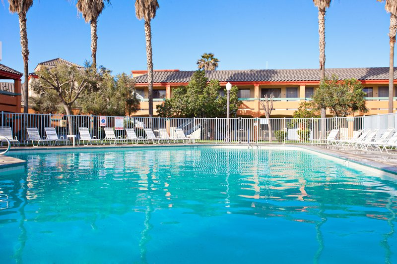 Holiday Inn Express Santa Nella - Riverbank, CA