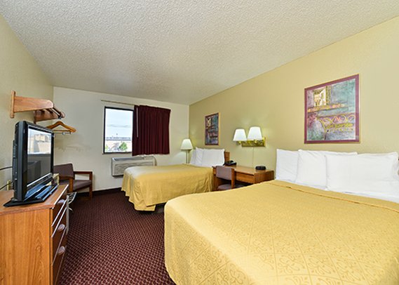 Econo Lodge - Somerset, PA