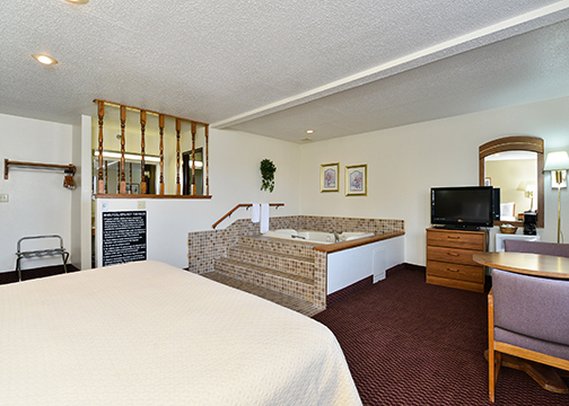 Econo Lodge - Somerset, PA
