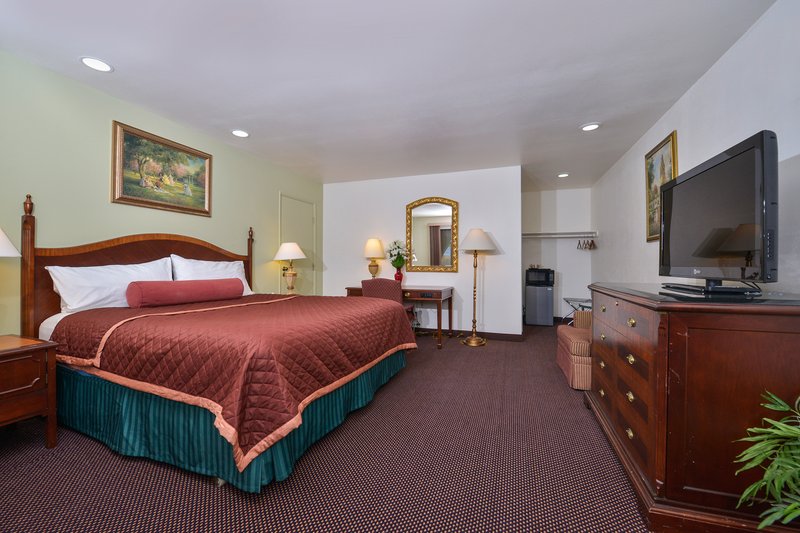 Americas Best Value Inn & Suites Yucca Valley - Yucca Valley, CA