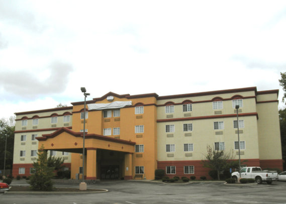 Rodeway Inn & Suites - Carmel, IN