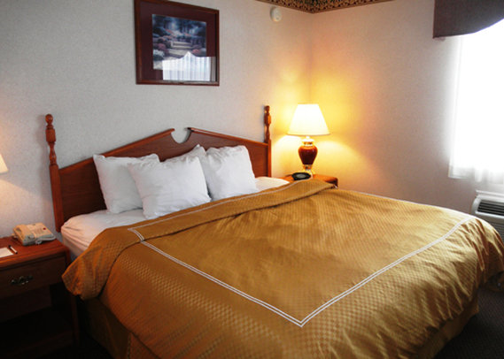 Rodeway Inn & Suites - Carmel, IN