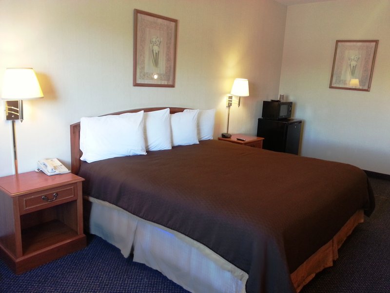 Americas Best Value Inn - Westmorland, CA