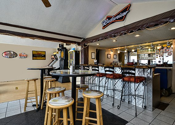 Inn By The Lake - Gilbertsville, KY