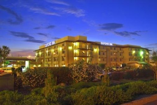 Oxford Inn & Suites Lancaster - Lancaster, CA